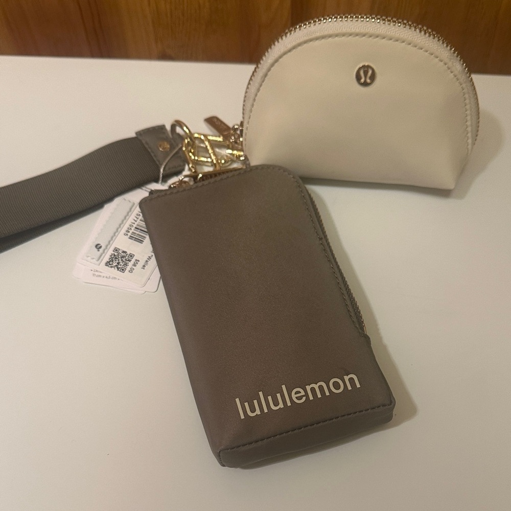 lululemon athletica Light Ivory and Bay Leaf Key & Card Holders